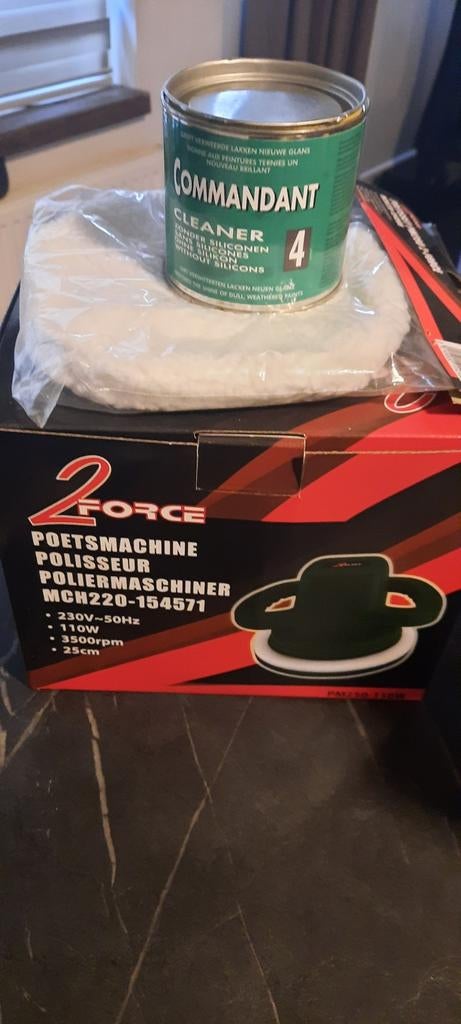 2Force Poetsmachine met Commandant Cleaner 4, Ophalen