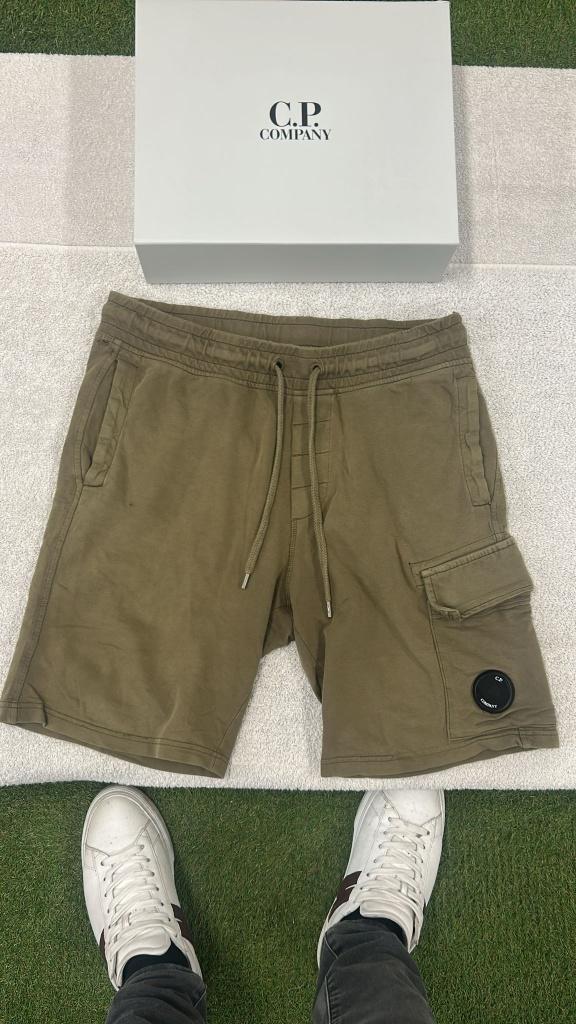 C.P. Company Shorts Korte Broek met Lens, Kleding | Heren, CP Company, ., Ophalen of Verzenden, Zo goed als nieuw