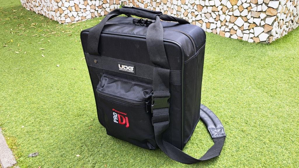 UDG Pro DJ flightbag voor Pioneer DJM mixer & CDJ spelers, Ophalen of Verzenden, Zo goed als nieuw, Flightcase