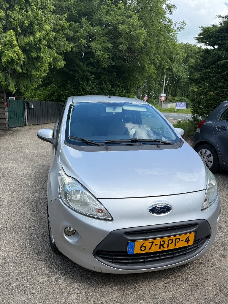 Ford Ka 1.2 69pk 2011 Grijs, Voorwielaandrijving, 1242 cc, 4 stoelen, Origineel Nederlands