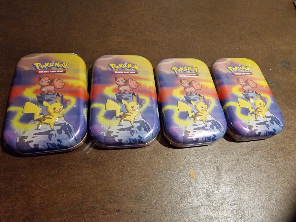 Pokemon kanto Tins Pikachu  Sealed Scarlet & Violet, Ophalen, Nieuw, Boosterbox, Foil