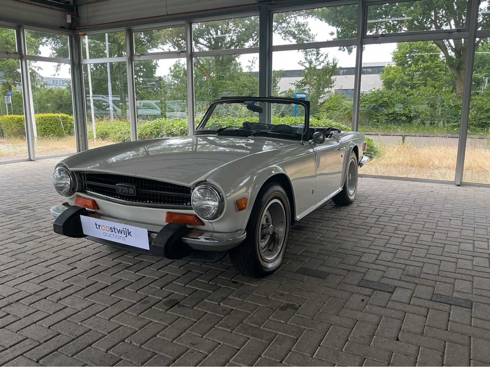 Triumph TR6 cabrio zescilinder Btw Auto, Auto's, TR6, Gebruikt, Overige carrosserieën, Bedrijf