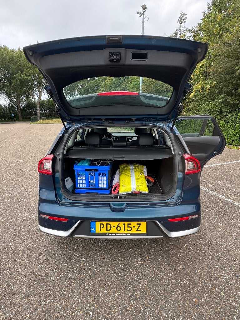 Foto 13 van Kia Niro Hybrid DynamicLine | Automaat | CarPlay | Camera