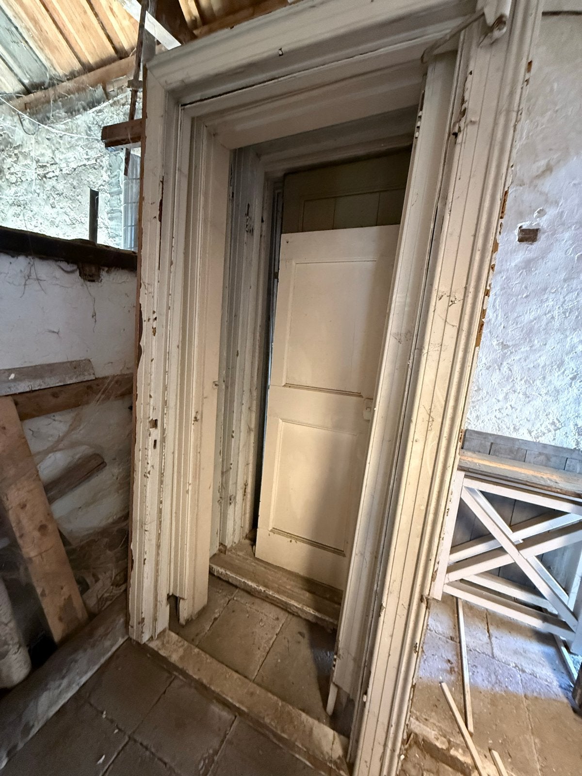 Oude houten deurkozijnen, Doe-het-zelf en Verbouw, Kozijnen en Schuifpuien, Gebruikt, Raamkozijn, Hout, Ophalen