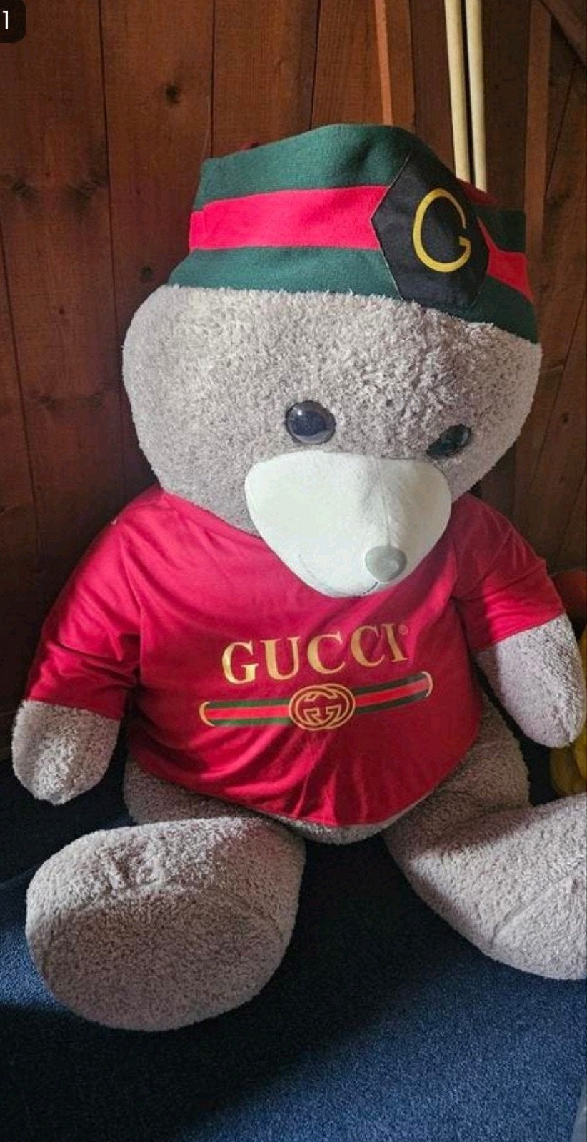 Grote teddybeer met Gucci shirt, Gebruikt, Overige merken, Overige karakters, Beer