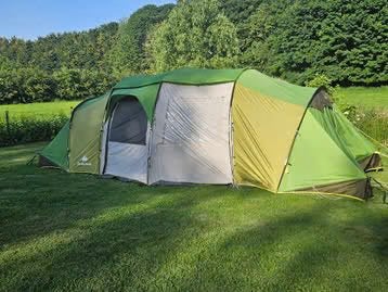 Quechua Arpenaz Family 5.2 XL tent + shelter 2.5x2.5, Ophalen of Verzenden, Zo goed als nieuw, Tot en met 5