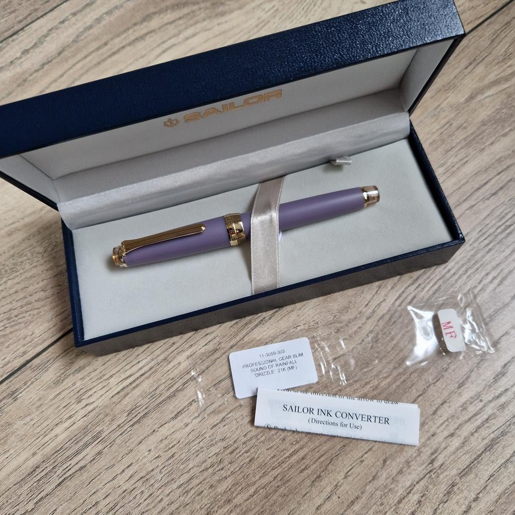 Sailor Pro Gear Slim, The sound of rainfall, drizzle, 21k,MF, Verzamelen, Verzenden, Zo goed als nieuw, Vulpen, Overige merken