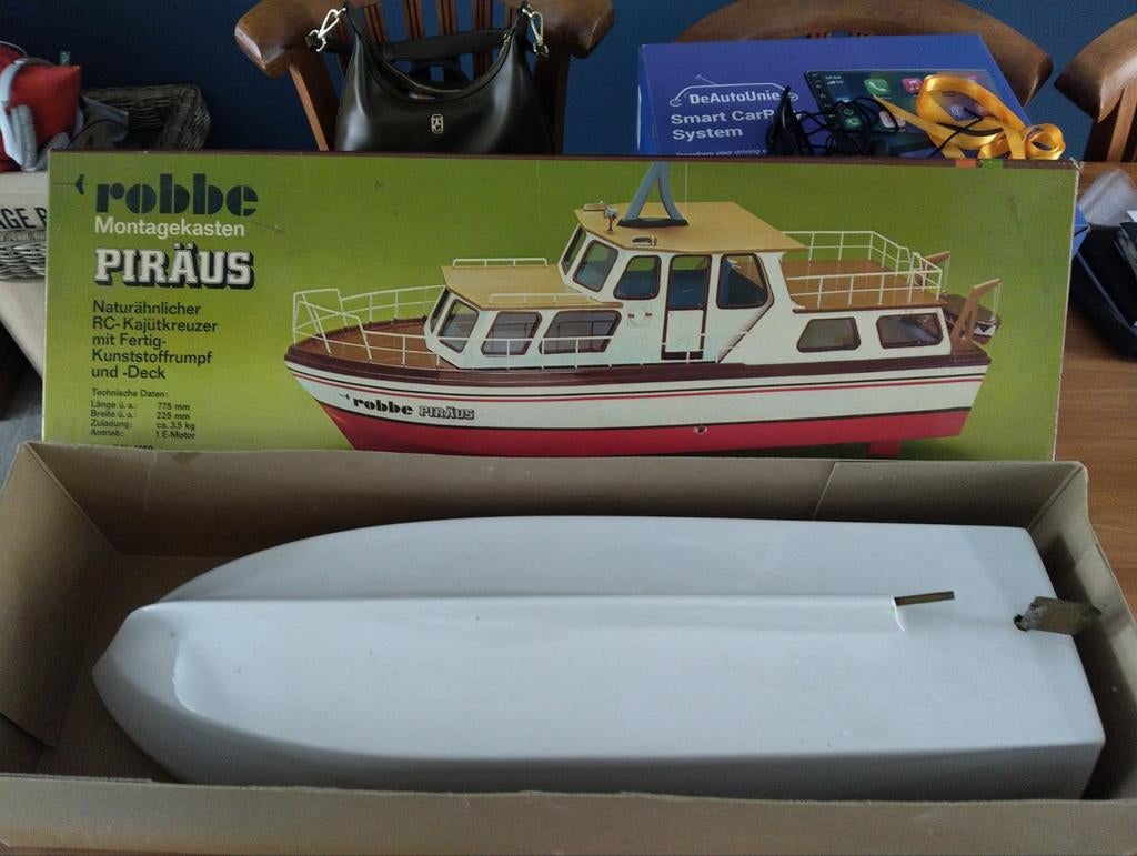 Vitage Robbe Motoryacht Piräus, Ophalen of Verzenden, Gebruikt