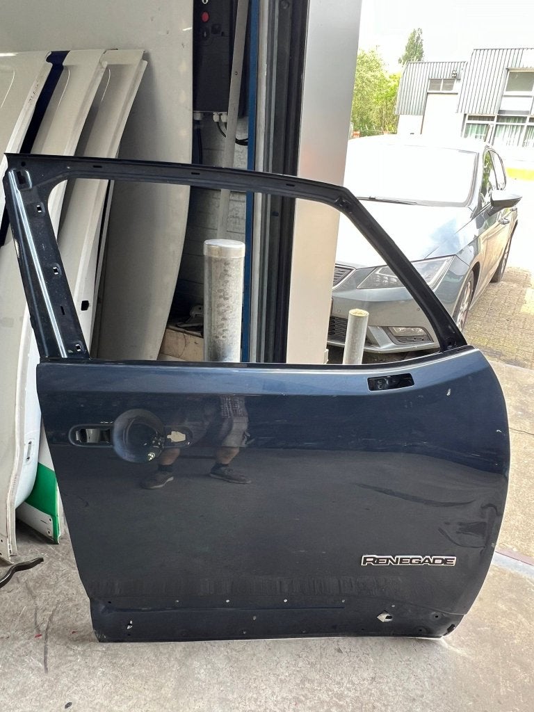 deur renegade rechtsvoor vanaf 2014, Auto-onderdelen, Gebruikt, Deur, Niet ingevuld, Niet ingevuld