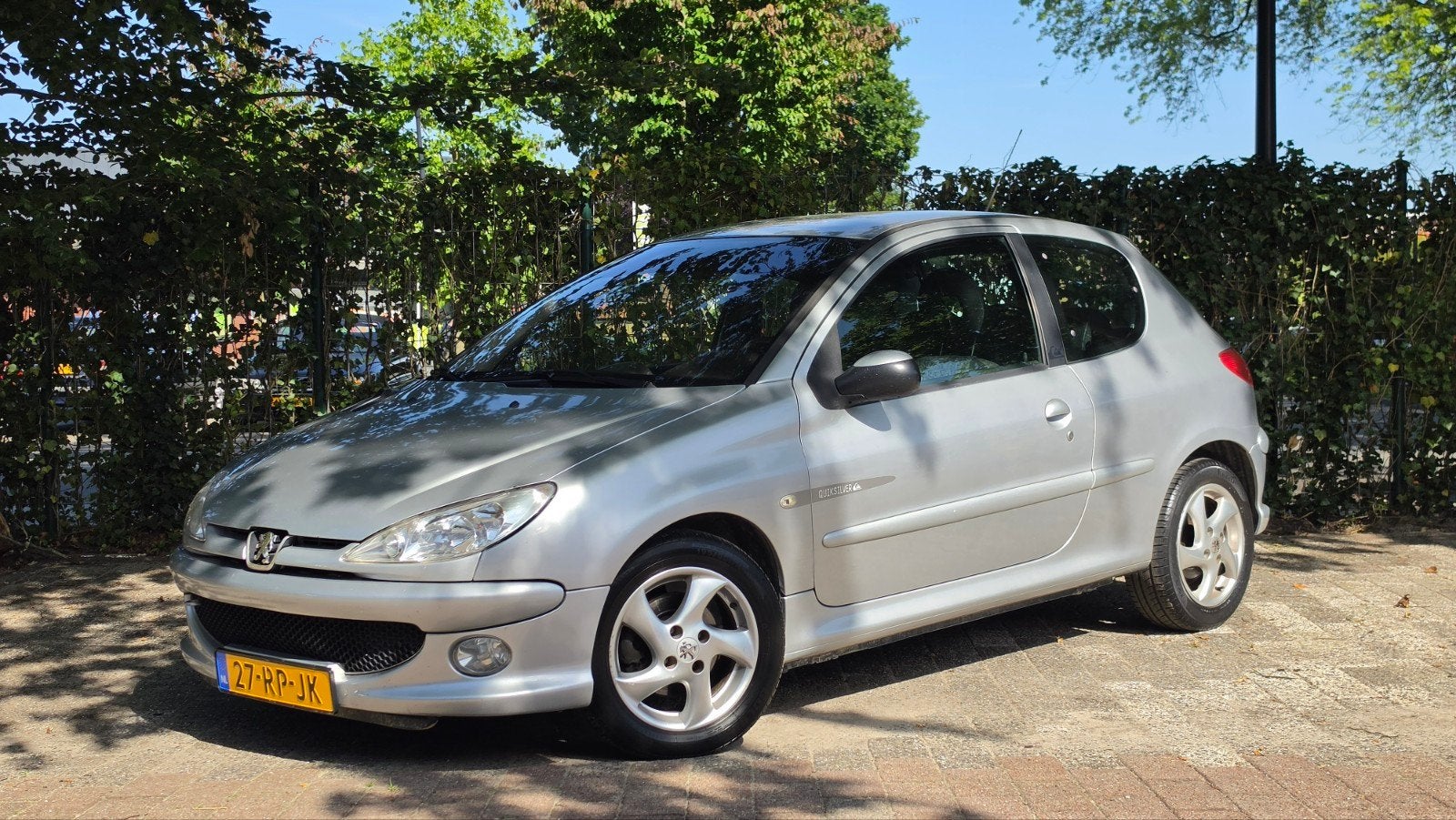 Peugeot 206 1.4 Quicksilver NAP APK Airco Grote Beurt, Auto's, Peugeot, Voorwielaandrijving, 1360 cc, 4 cilinders, Origineel Nederlands