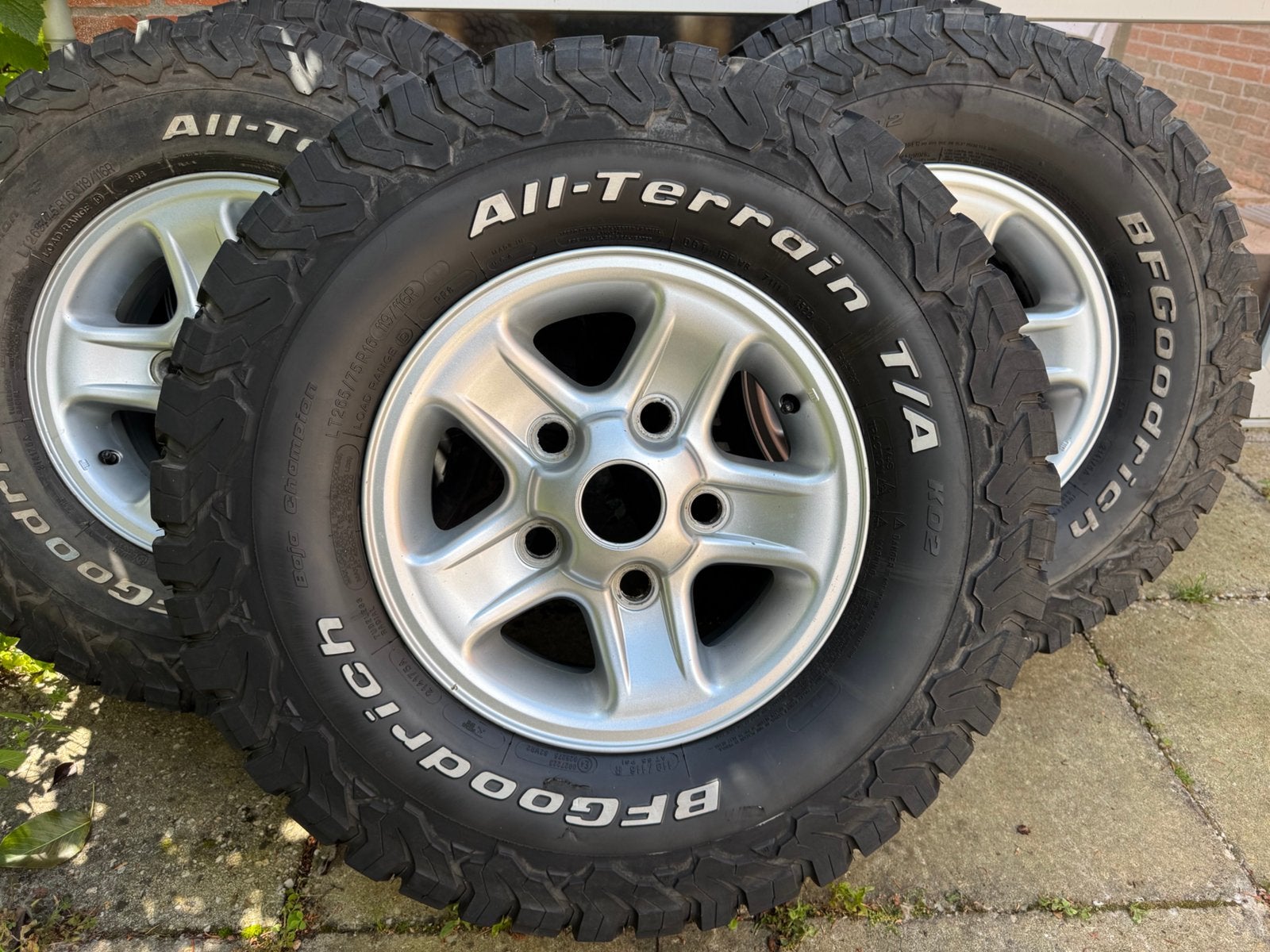 Set Land-Rover Defender wielen, Ophalen, Gebruikt, 16 inch, 265 mm