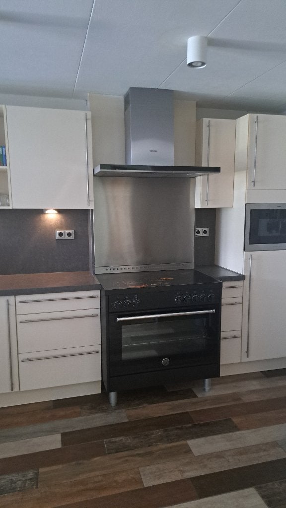 Brugman Keuken, vanille kleurstelling uit 12-2013, Huis en Inrichting, Ophalen, Gebruikt, Hoekkeuken, Crème