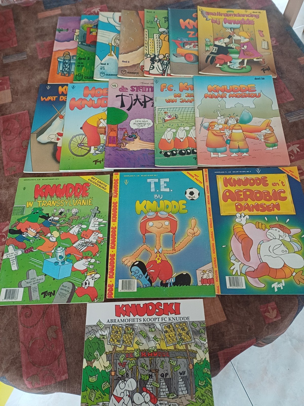 FC KNUDDE, Meerdere stripboeken, Ophalen of Verzenden, Gelezen