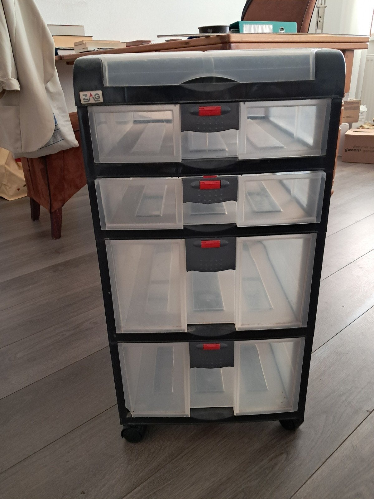 ladekastje, 3 of 4 laden, Ophalen, 25 tot 50 cm, Minder dan 100 cm