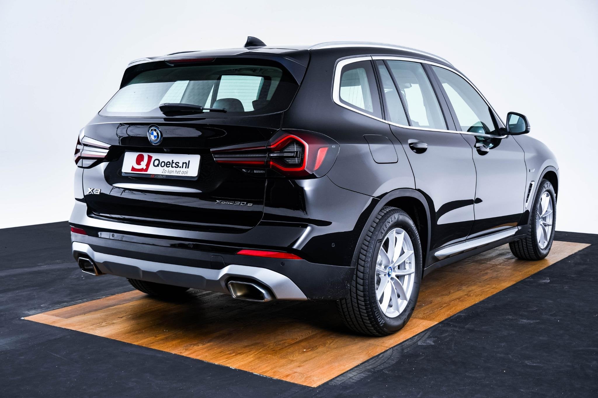 BMW X3 xDrive30e Panoramdak - Sportstoelen - Geluiddempende, Auto's, 1998 cc, Gebruikt, 4 cilinders, Met garantie (alle)