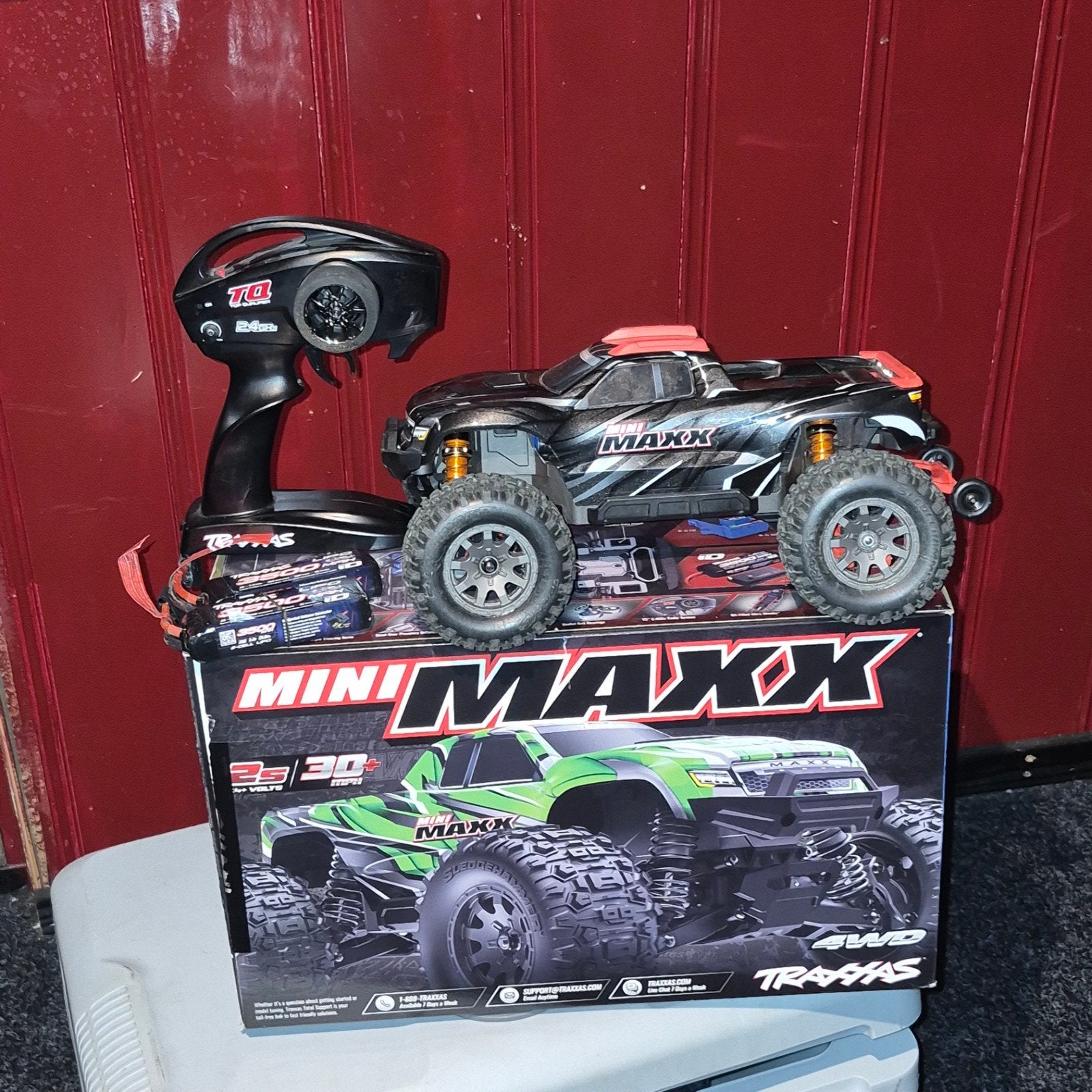Traxxas Mini Maxx RC Truck met Extra's, Hobby en Vrije tijd, Overige merken, Groter dan 1:32, Nieuw, Ophalen of Verzenden