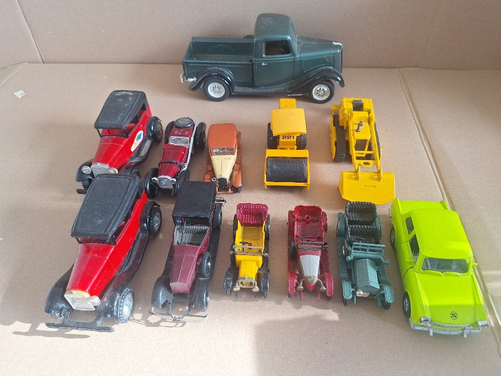 model auto partij 12 x, Hobby en Vrije tijd, Modelauto's | 1:43, Ophalen, Gebruikt, Auto, Overige merken