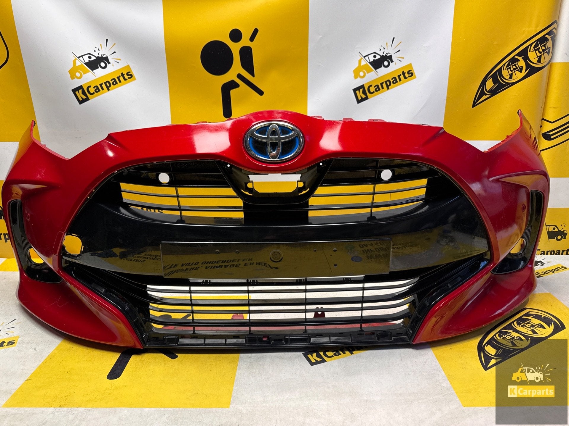 Bumper Toyota Yaris Voorbumper 52119-K0050 2019-Heden 6xPDC, Info@fabrikant.eu, Ophalen of Verzenden, Toyota, Bumper