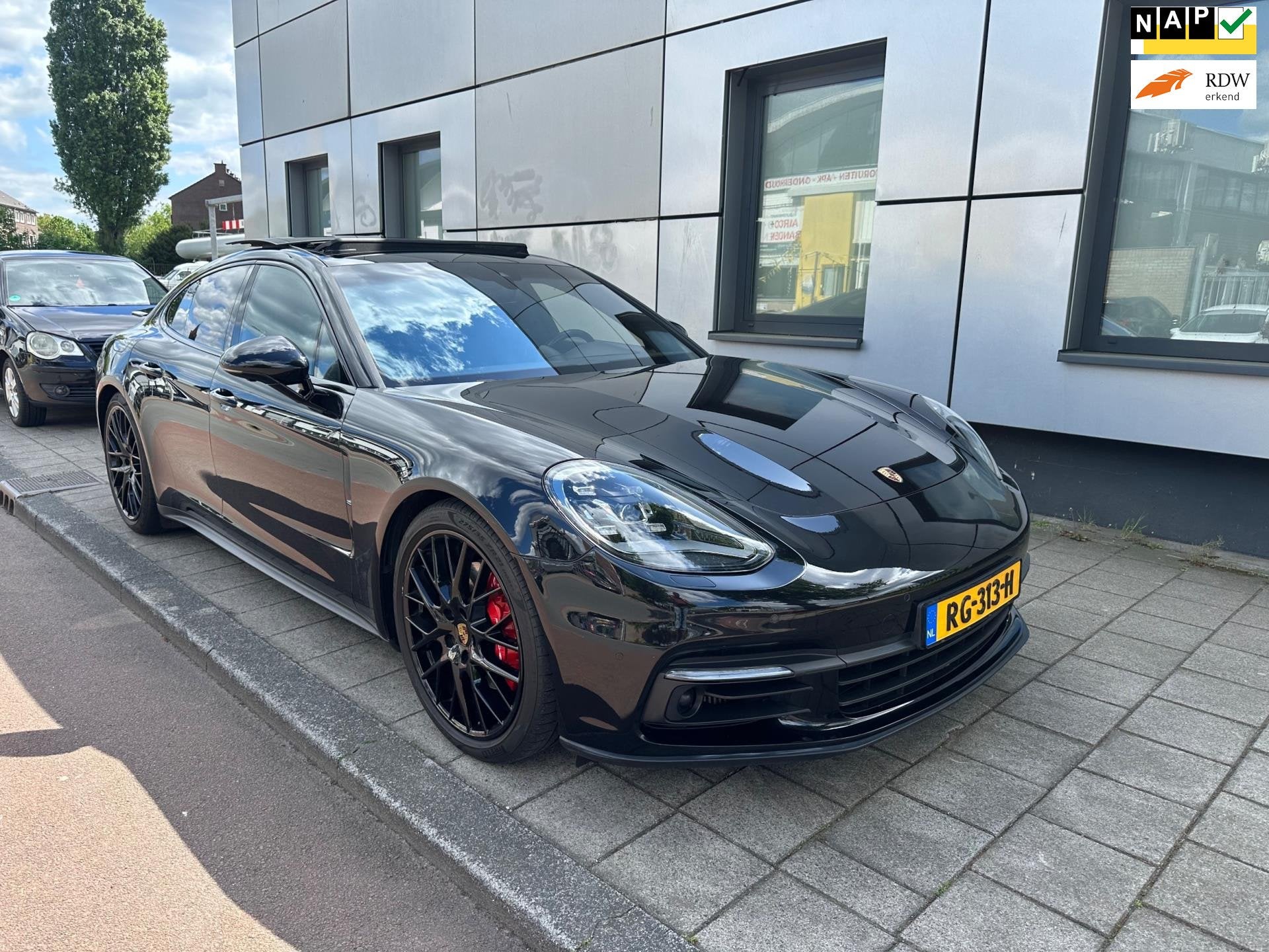 Porsche Panamera 2.9 4S /Pano/Matrix/BOSE/Carbon/Bose, Automaat, Gebruikt, 4 stoelen, Leder