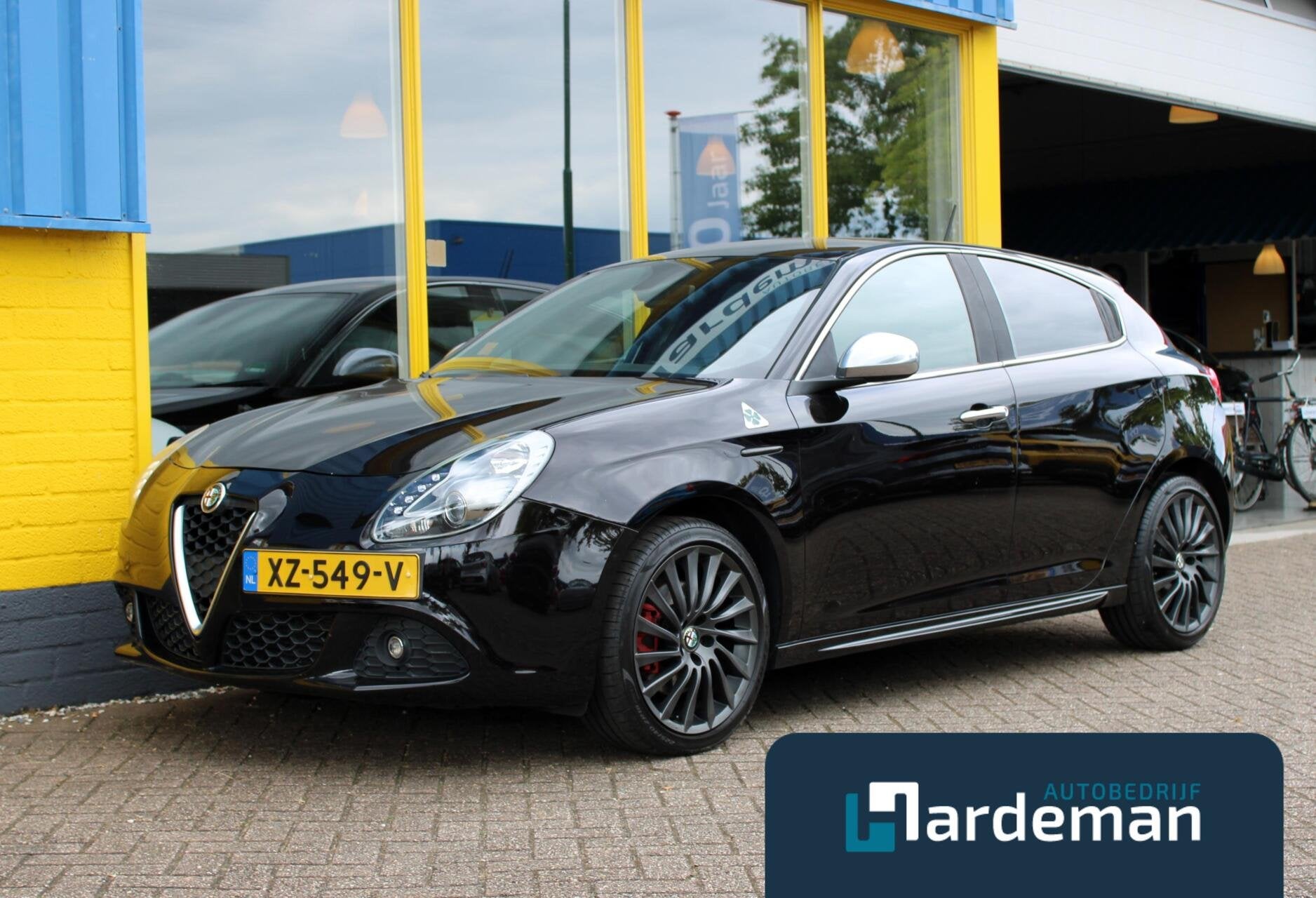 Alfa Romeo Giulietta 1.4 T Distinctive Leder Nwe. Distri, Auto's, Voorwielaandrijving, Euro 5, Gebruikt, 4 cilinders