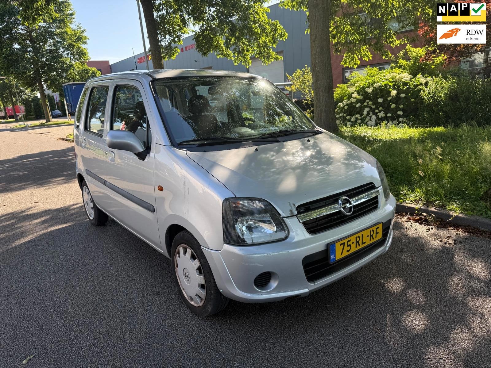 Opel Agila 1.2-16V Flexx cool airco APK 10-09-2027, Voorwielaandrijving, Dealer onderhouden, 4 cilinders, 1229 cc