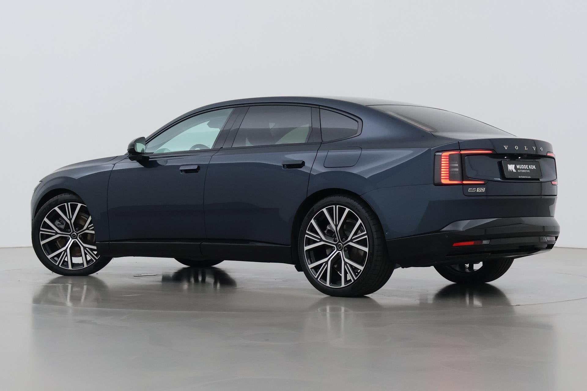 Volvo ES90 Single Motor Extended Range Ultra 92 kWh | FACELI, Auto's, Automaat, Achterwielaandrijving, Gebruikt, 662 km