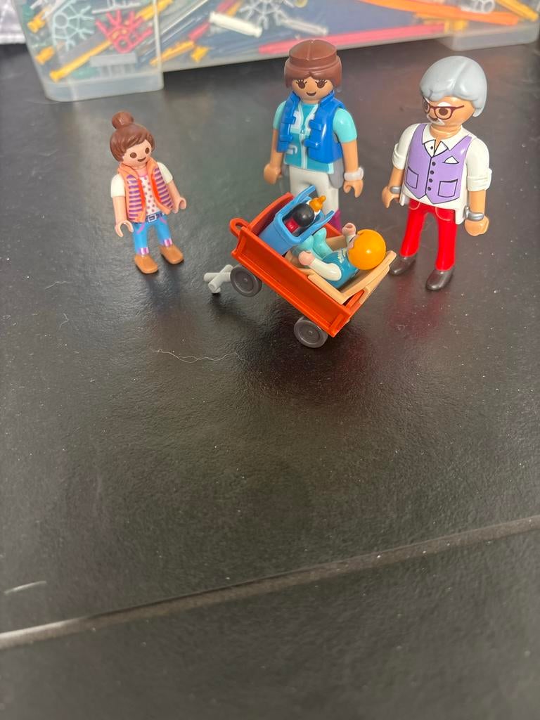 Playmobil familie met baby in bolderkar, Ophalen of Verzenden, Gebruikt, Jongen of Meisje