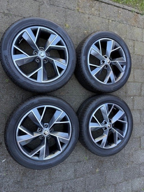 Nieuwe zomerset Skoda Kodiaq 19"Triglav, 19 inch, Banden en Velgen, Nieuw, Ophalen of Verzenden