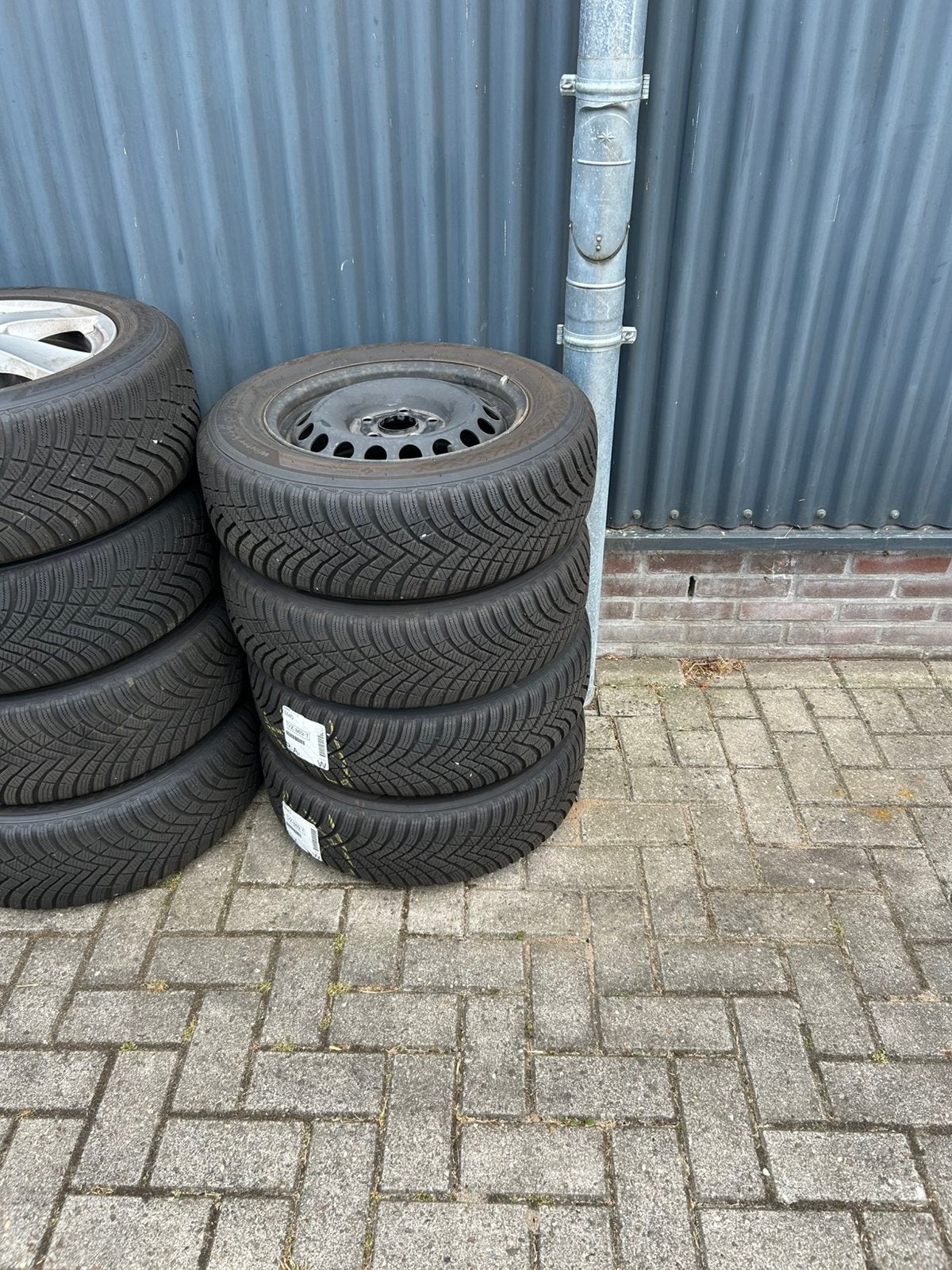 16 sets banden / velgen - LMV/Staal - Zomer/Winter Export, Auto-onderdelen, Banden en Velgen, Ophalen, Doetinchem, Gebruikt, 16 inch
