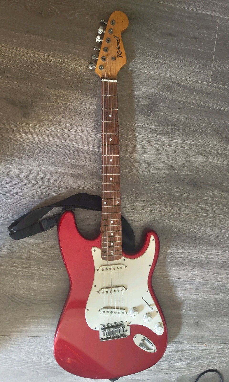 Elektrische gitaar.  Complete set, Muziek en Instrumenten, Gebruikt, Met versterker, Solid body, Ophalen