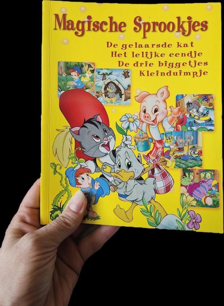Kinderboek Magische Sprookjes, Ophalen of Verzenden, Zo goed als nieuw