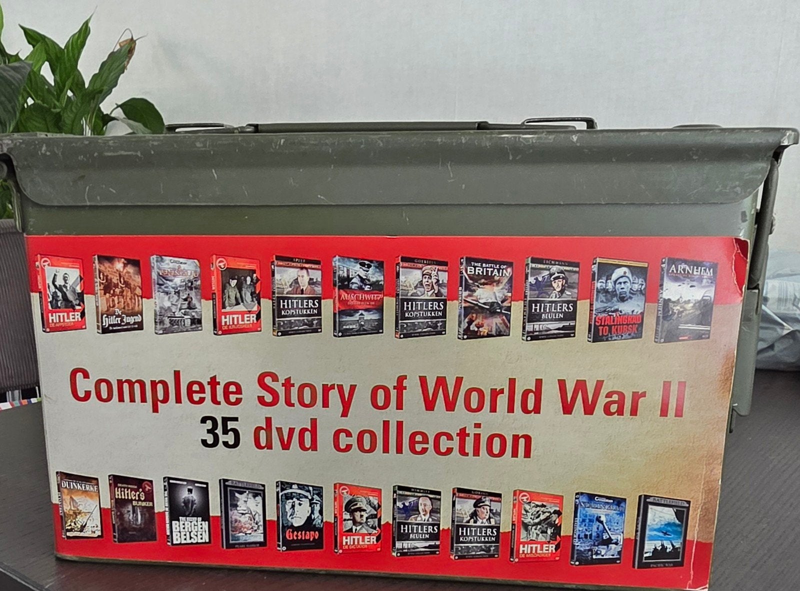 DVD collectie 2e Wereldoorlog in munitiekist - 35 DVD's, Vanaf 16 jaar, Ophalen, Zo goed als nieuw, Oorlog of Misdaad