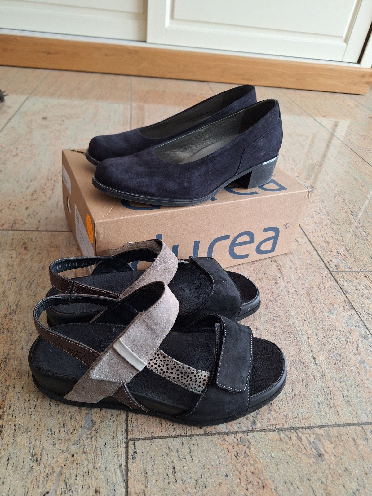 Durea instappers en sandalen - Maat 39 alleen ophalen, Kleding | Dames, Schoenen, Durea, Ophalen