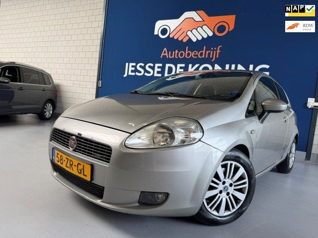 Fiat Grande Punto 1.4-16V Ed. Lusso / bj.2008 / kleur: grijs, Voorwielaandrijving, 4 cilinders, 400 kg, Grande Punto