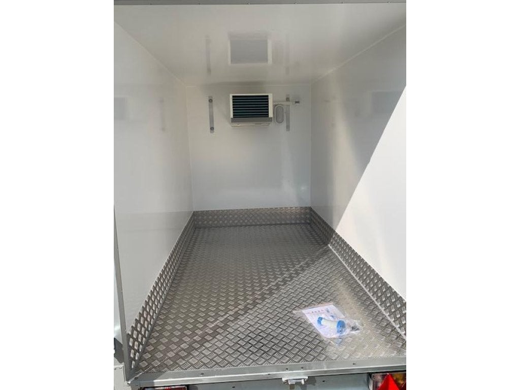Koelwagen huren / aanhangwagen Huren / koelaanhanger, Nieuw