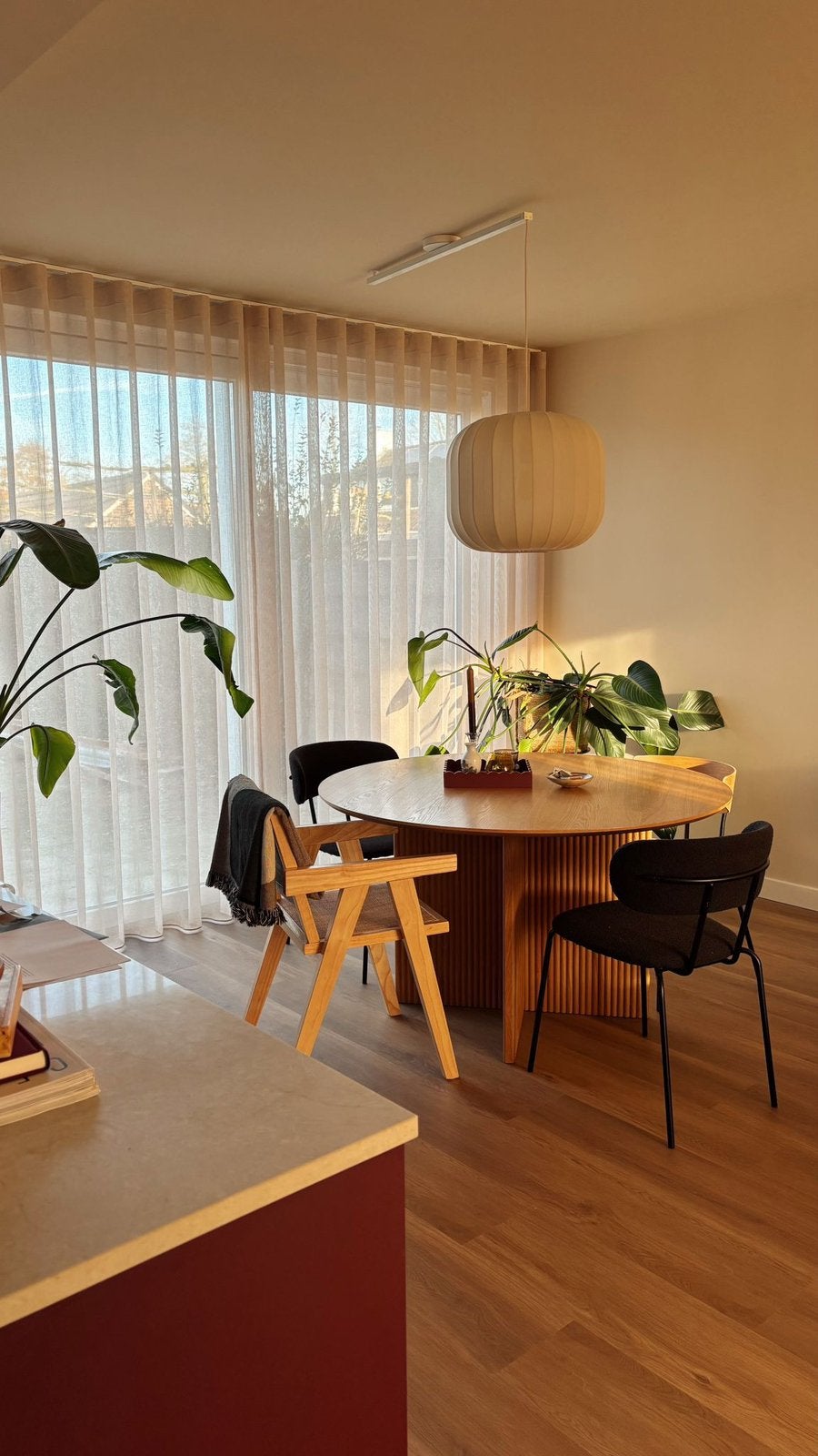 Set van 4 eetkamerstoelen (Ferm Living), Ophalen