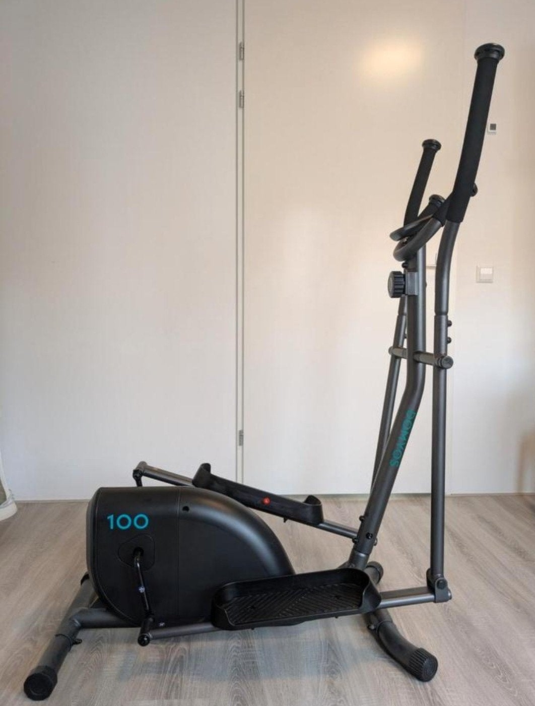 Domyos EL100 Crosstrainer - Zo goed als nieuw, Ophalen, Benen, Zo goed als nieuw, Crosstrainer