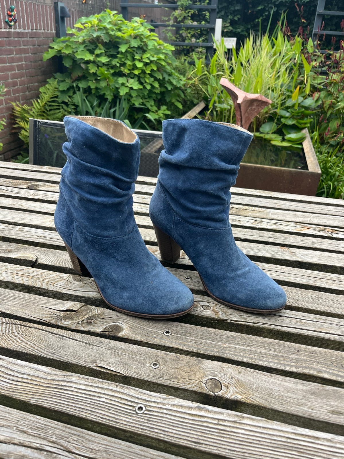 SPM Suède Enkellaarzen - Blauw - Maat 40, Kleding | Dames, Schoenen, Ophalen of Verzenden, Gedragen, Blauw, Lage of Enkellaarzen