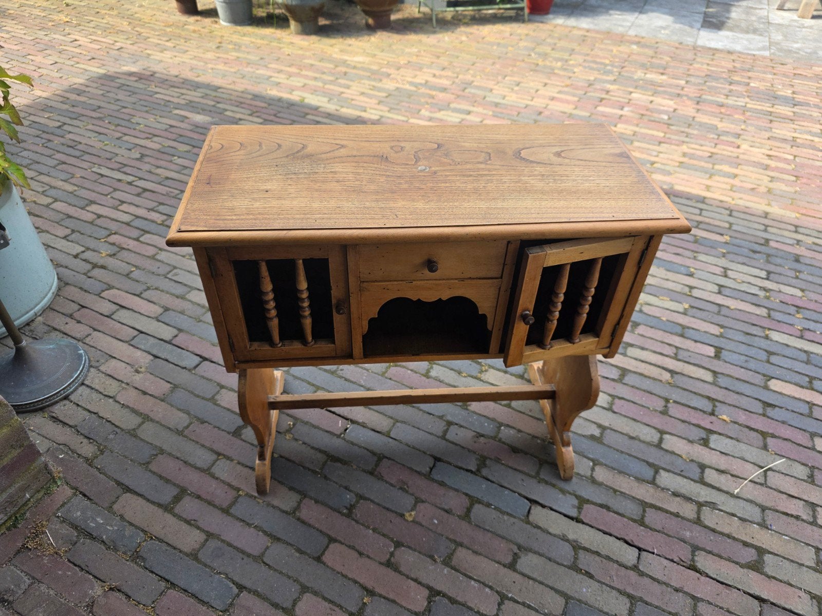 Brocant kastje, Antiek en Kunst, Ophalen