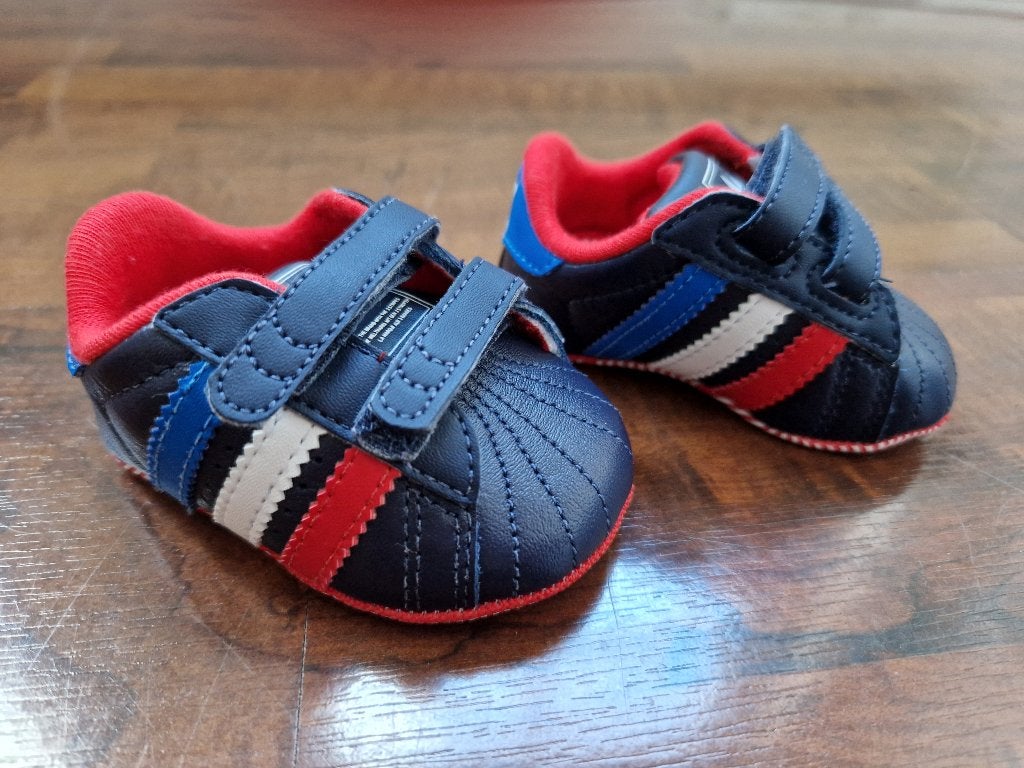 Adidas baby schoenen jongen/meisje, Adidas, Schoentjes, Jongetje of Meisje, Nieuw