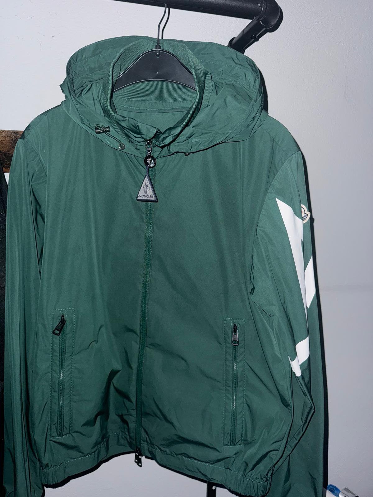 Moncler Jas ( M ), Kleding | Heren, Ophalen of Verzenden, Zo goed als nieuw, Zwart
