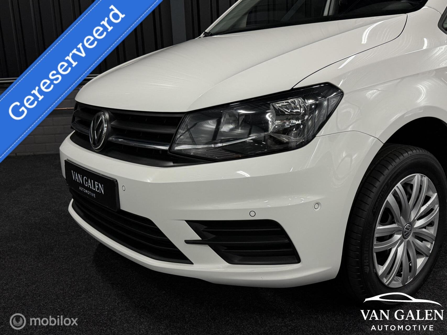 Volkswagen Caddy Maxi 1.4 TSI Highline Airco|Cruise|MF-Stuur, Gebruikt, 4 cilinders, 7 stoelen, Wit
