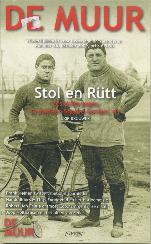 De Muur : Wielertijdschrift - Nr. 26 (oktober 2009) / Smeets, Verzenden, Zo goed als nieuw, Lopen en Fietsen