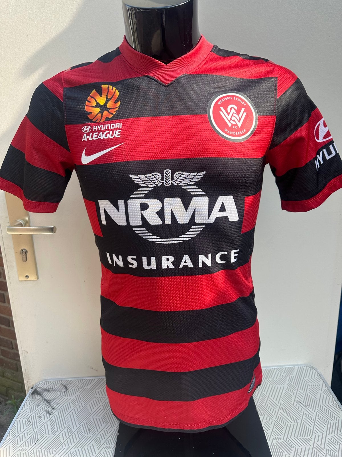 Western Sydney Wanderers Thuisshirt Nike Maat S, Ophalen of Verzenden, Zo goed als nieuw, Maat 46 (S) of kleiner, Rood