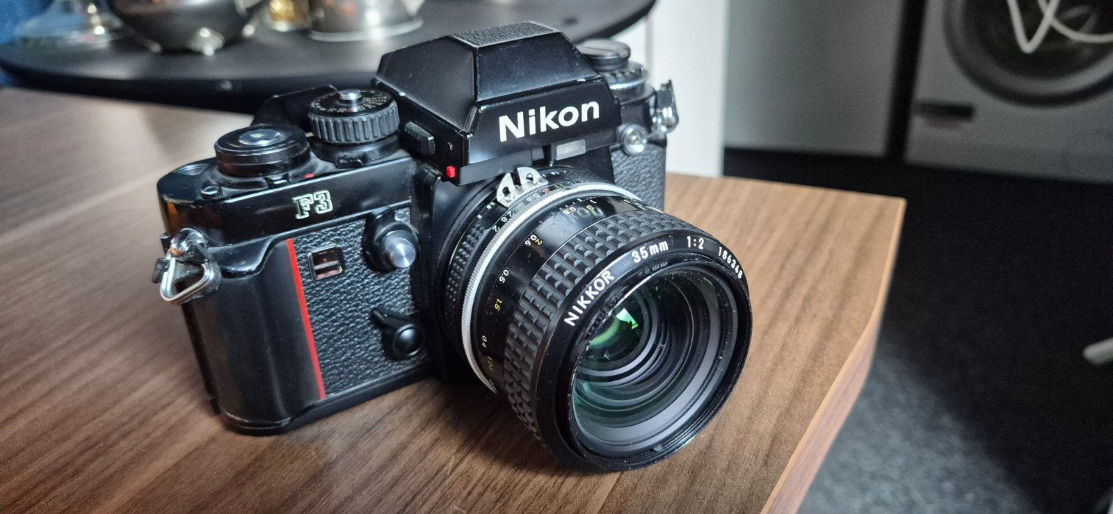 Nikon F3 Spiegelreflexcamera met Nikkor 35mm f/2 lens, Audio, Tv en Foto, Fotocamera's Analoog, Ophalen, Gebruikt, Spiegelreflex