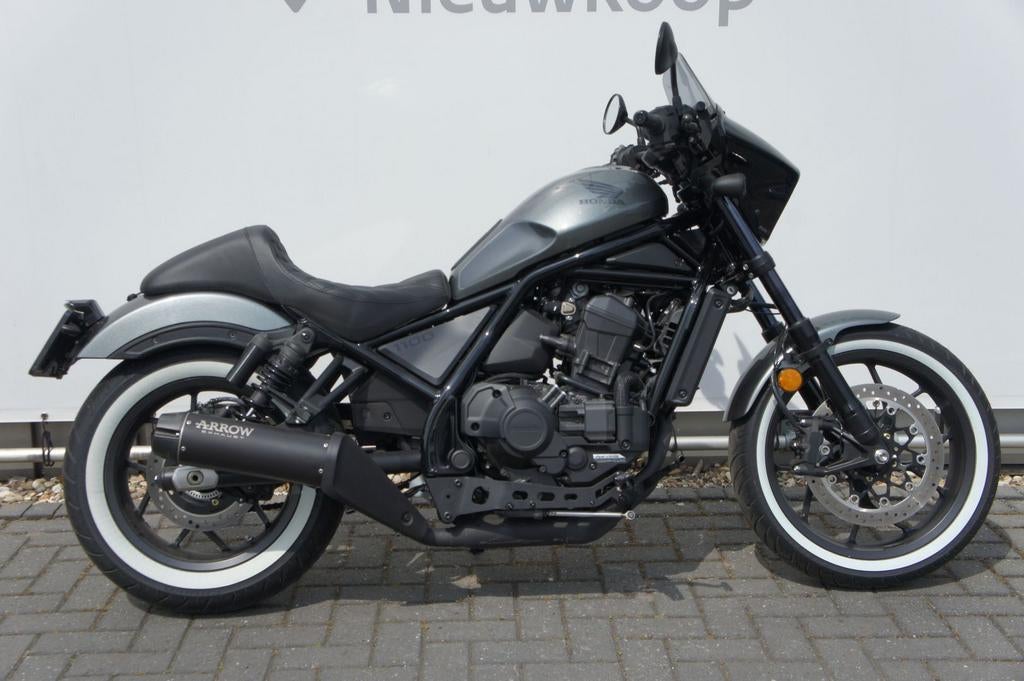 HONDA CMX 1100 REBEL DCT (bj 2023) 3,198 km, Motoren, 2 cilinders, HONDA, Bedrijf, Onbekend