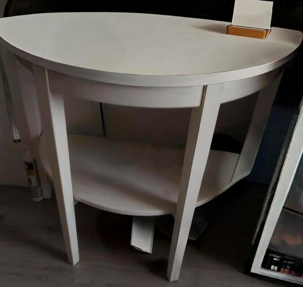 İkea half rond tafel witte.Computer tv meubel kast eettafel, Ophalen, Gebruikt, 25 tot 50 cm, Overige vormen