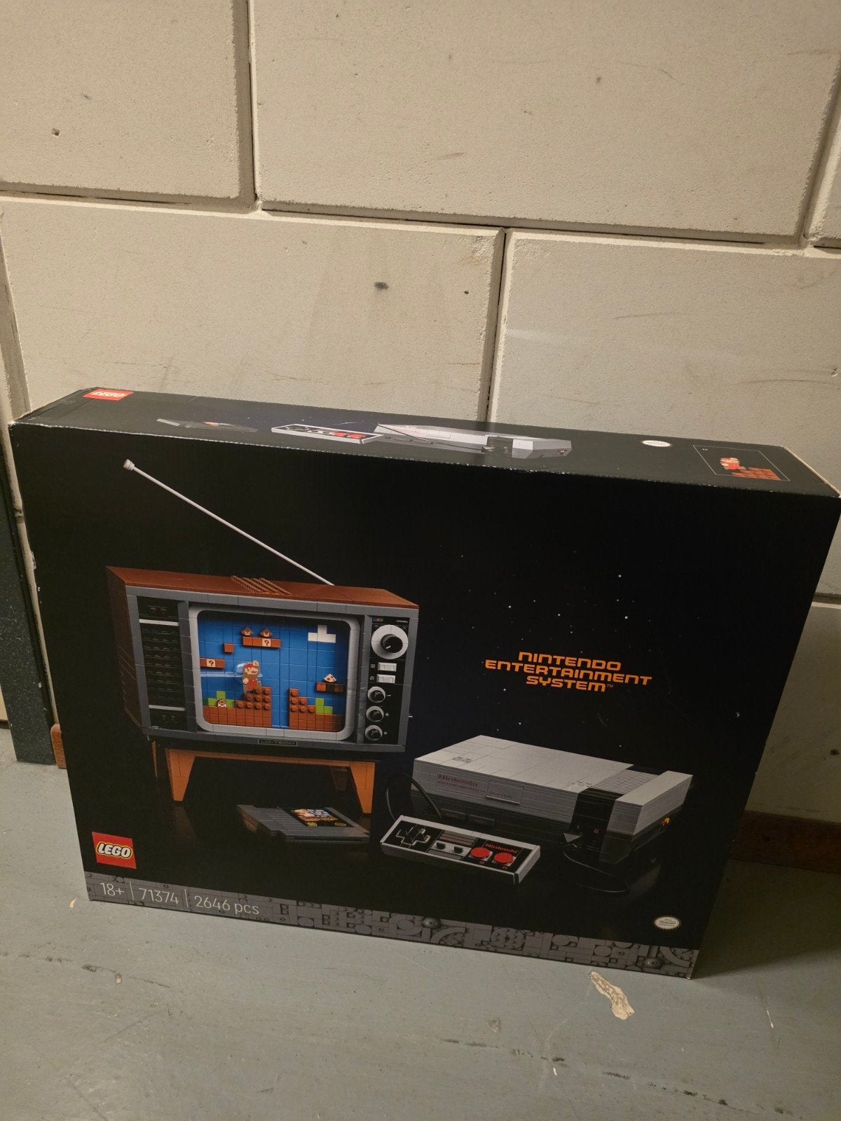 LEGO Nintendo Entertainment System (NES) 71374, Spelcomputers en Games, Spelcomputers | Nintendo NES, Ophalen, Nieuw, Met 1 controller