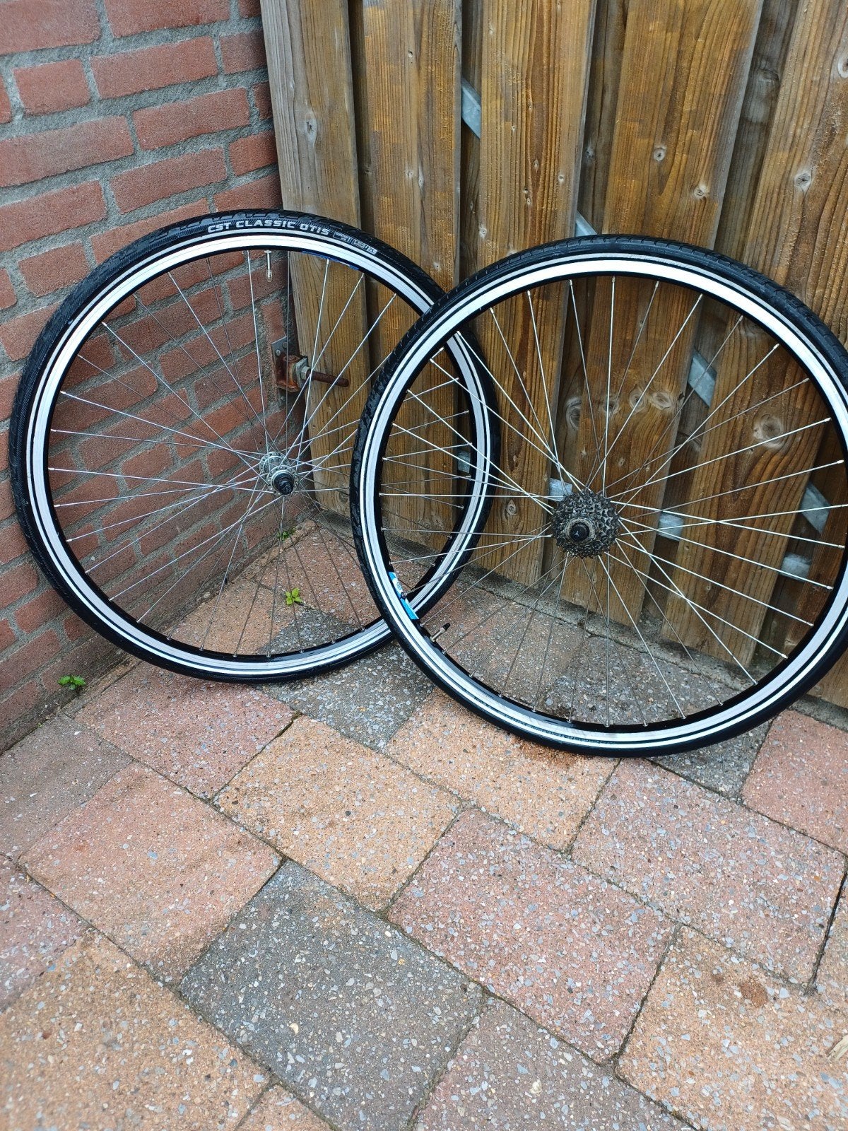 28 inch regida met parallax naven, Ophalen
