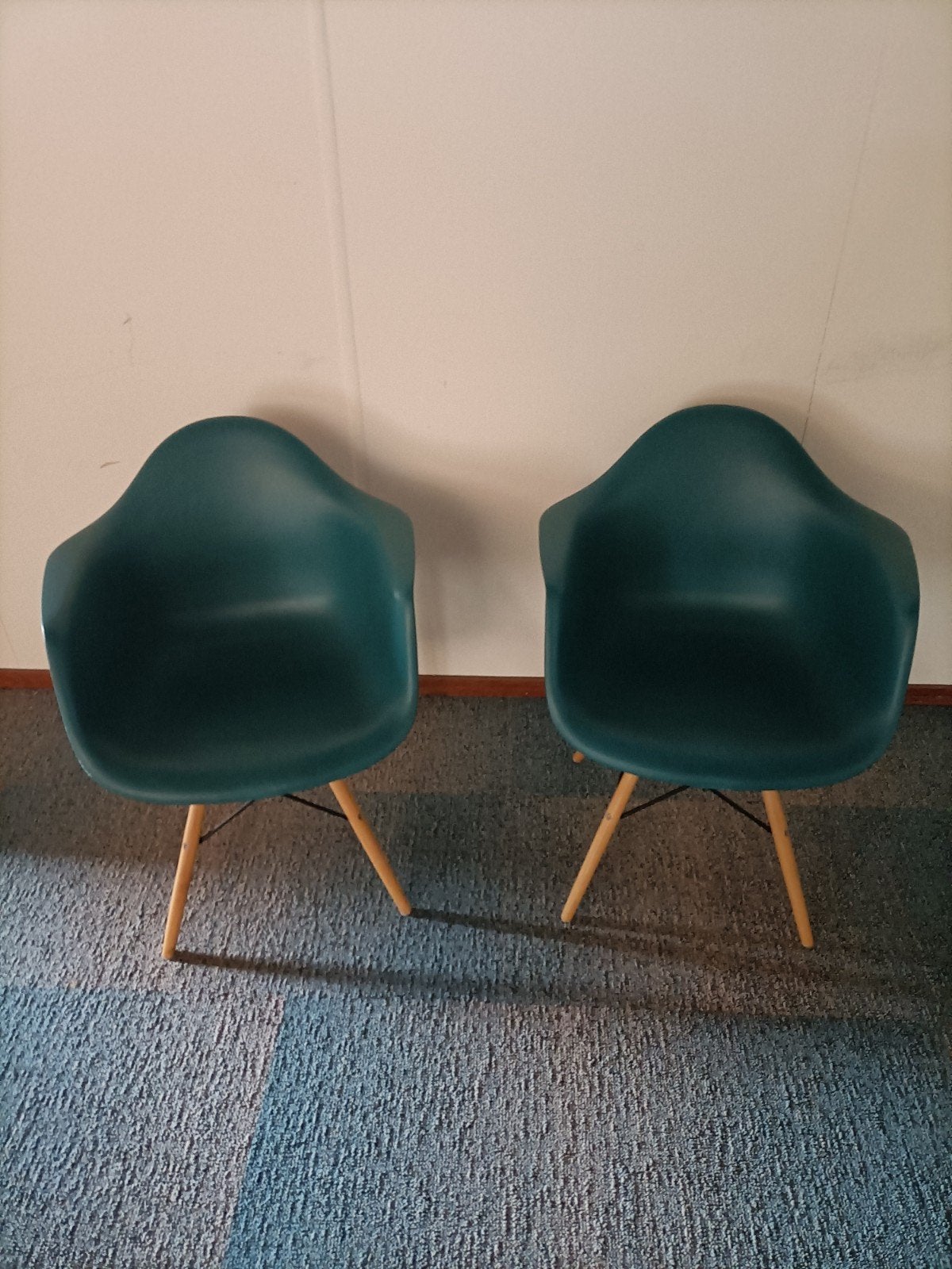 Gratis stoelen, deze week ophalen, Huis en Inrichting, Stoelen, Twee, Blauw, Zo goed als nieuw, Ophalen